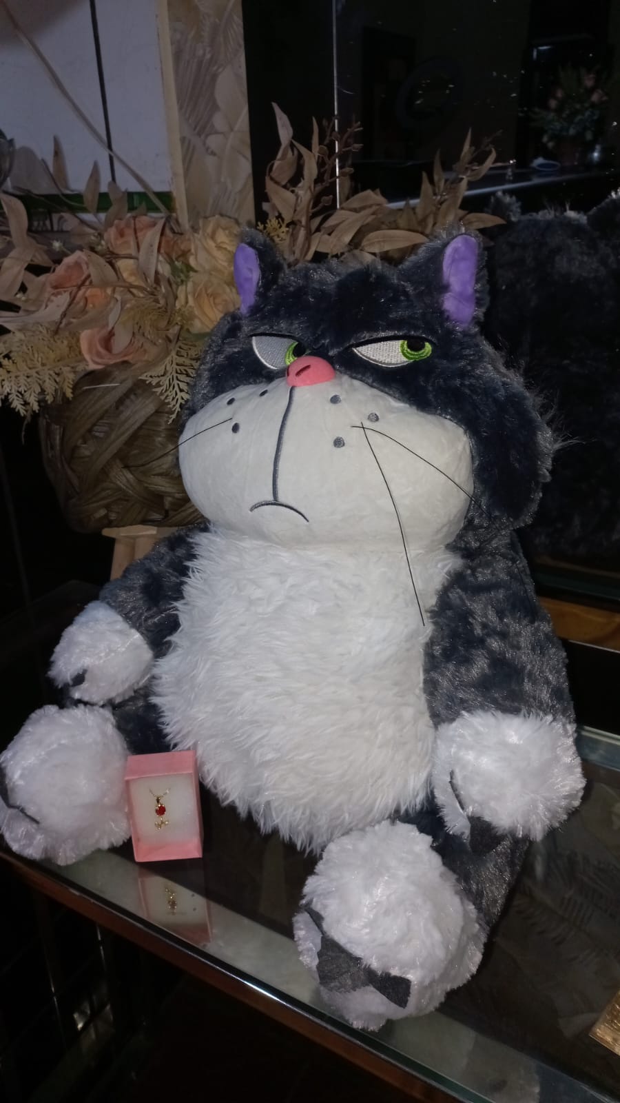 PELUCHE GATO LUCIFER + COLLAR DE TULIPAN 🌷💖